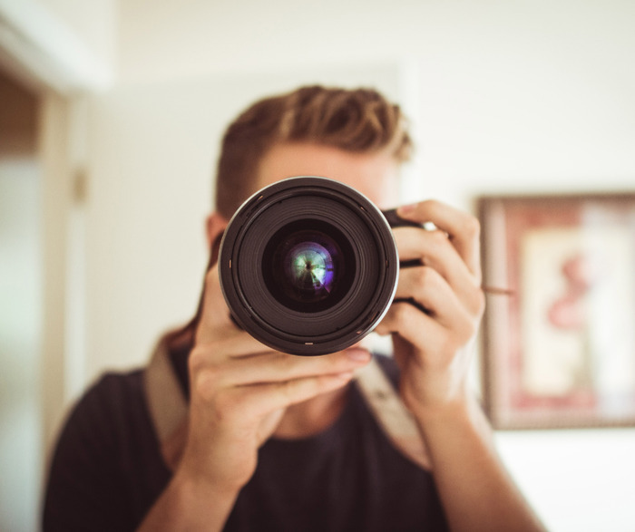 Affiche — Atelier photo « Photographier pour préserver : le patrimoine en péril »
