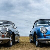 Rassemblement de voitures anciennes