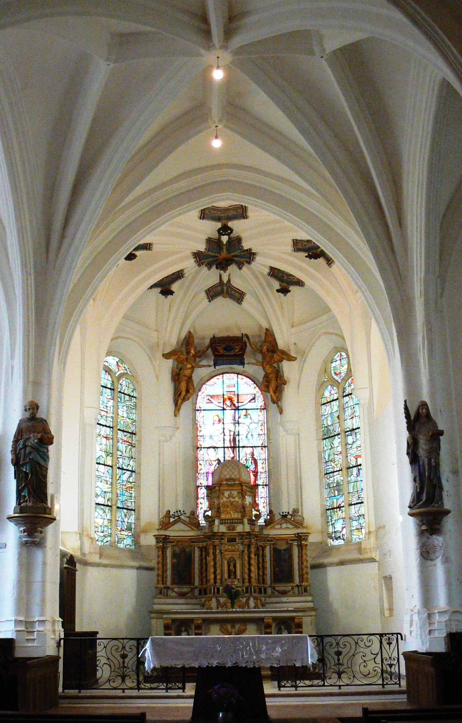 Découverte commentée d'une église du XVIe siècle et son tombeau