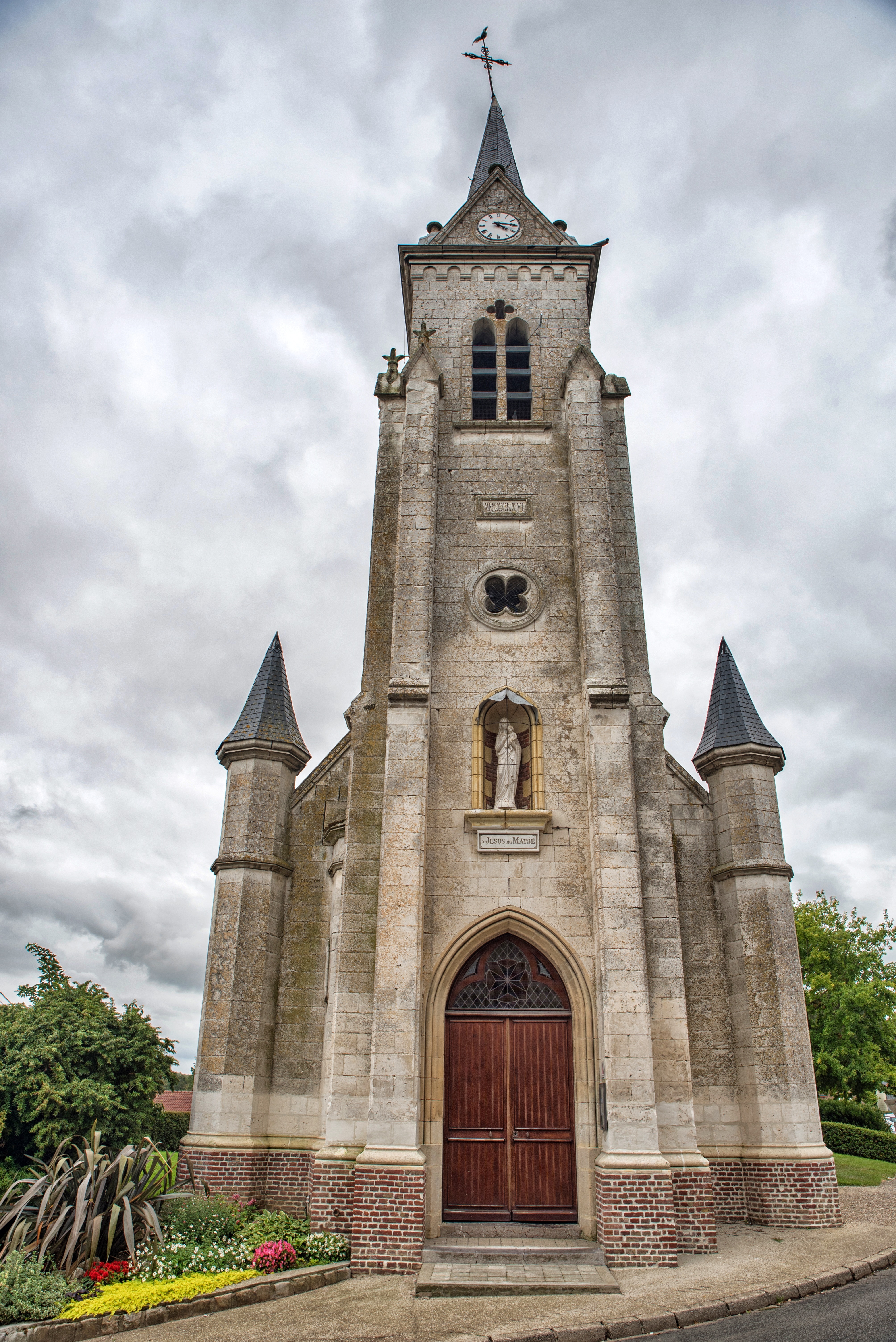 Visite-flash ; Focus sur l'église de Vauchelles-lès-Quesnoy