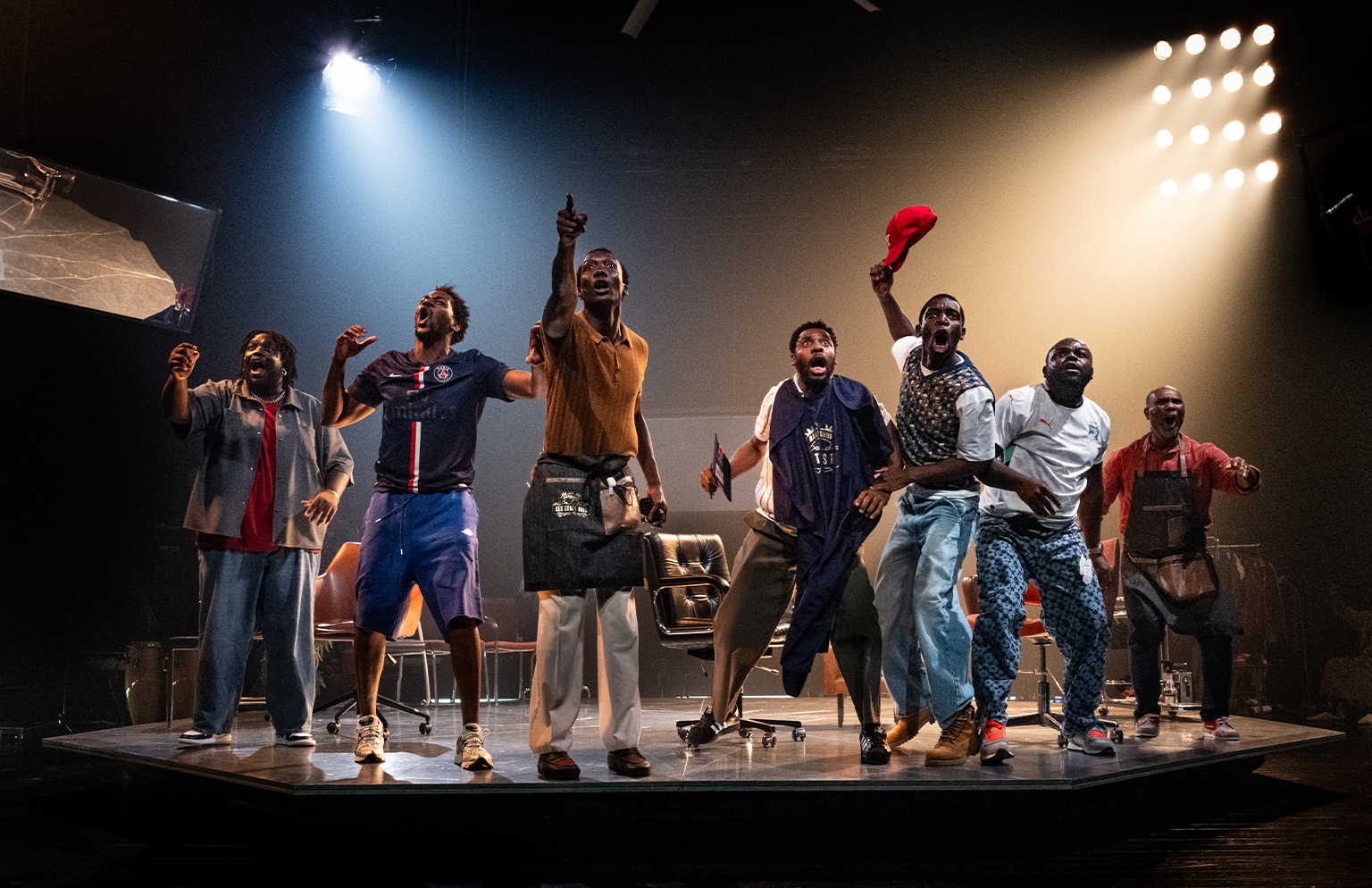 Spectacle « Barber Shop Chronicles » au TNP