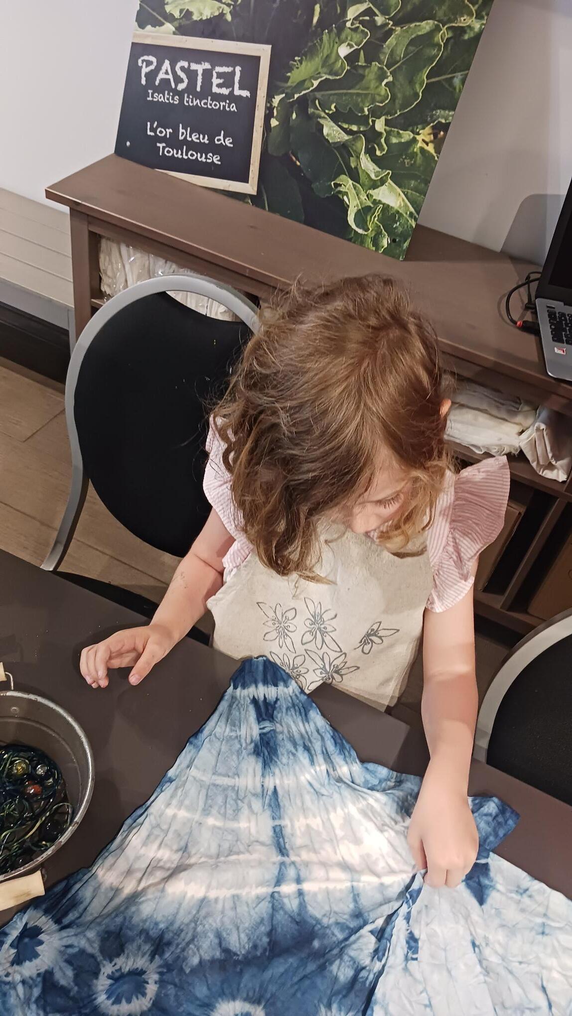 Atelier Teinture sac coton Totebag ou Petit Foulard