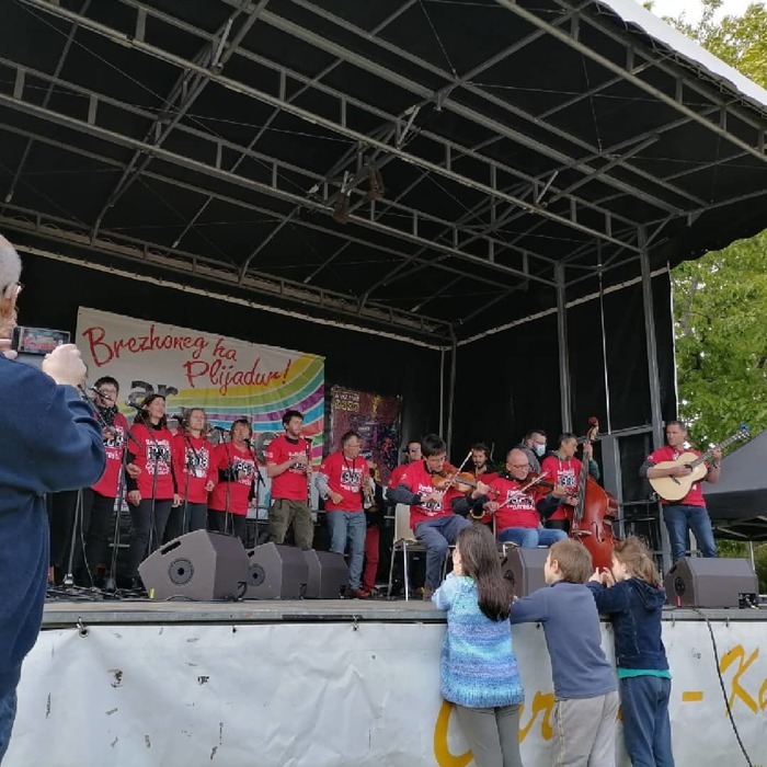 Gouel evit ar Redadeg e Karaez