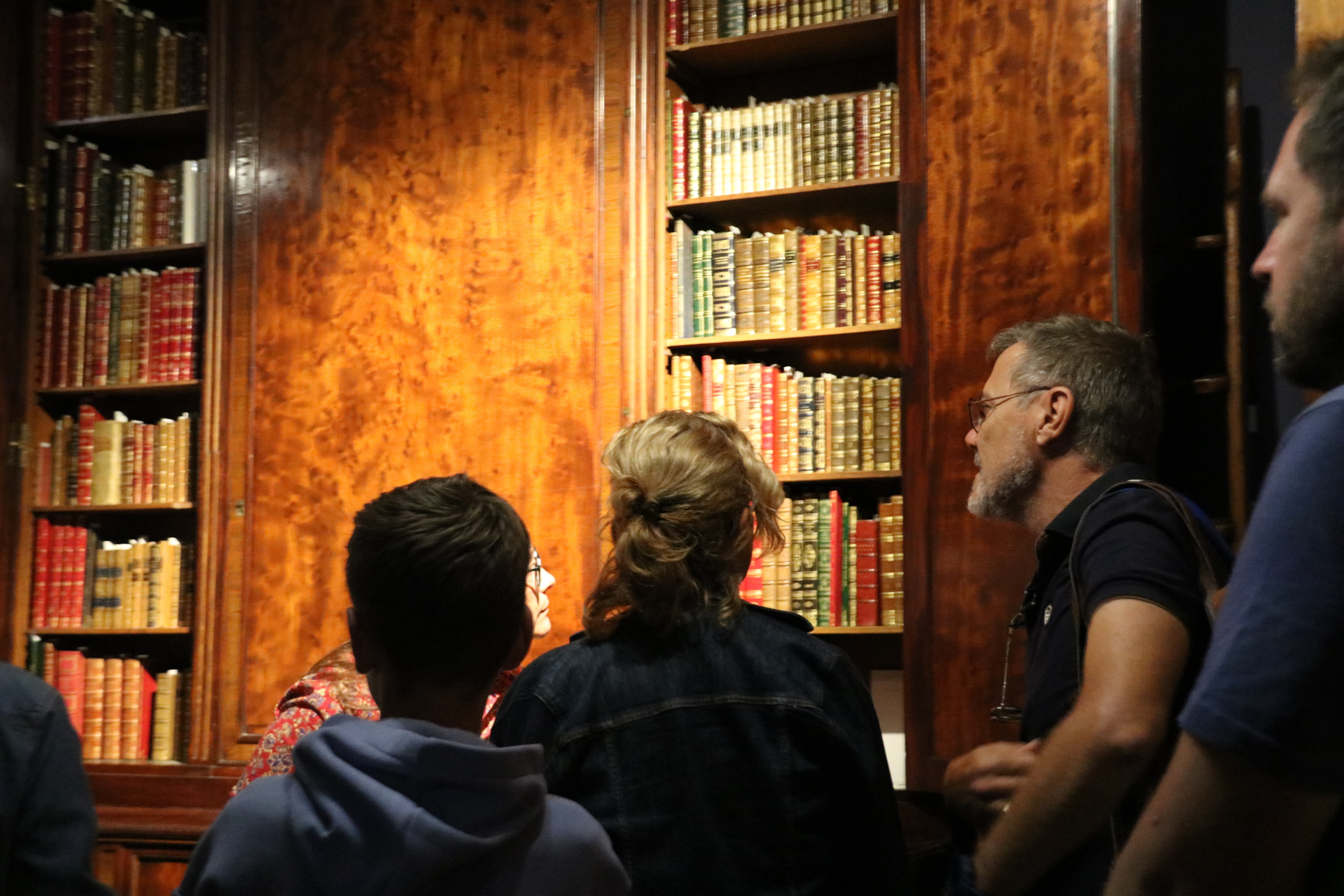 Visite commentée de la bibliothèque de Louis Médard et la découverte de son « Enfer »