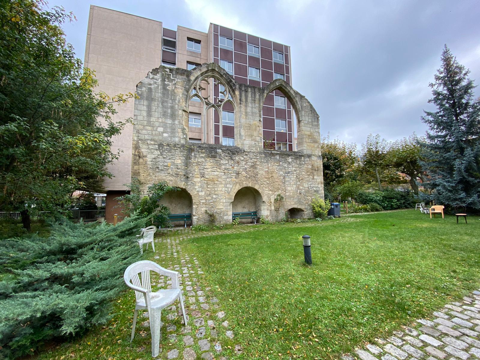 Visite guidée et commentée des ruines du Couvent des cordelières (Hôpital Broca)