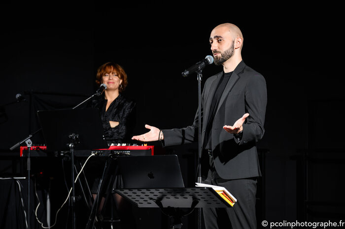 Affiche — "Ils disent qu'il y a un remède" : spectacle poésie et musique