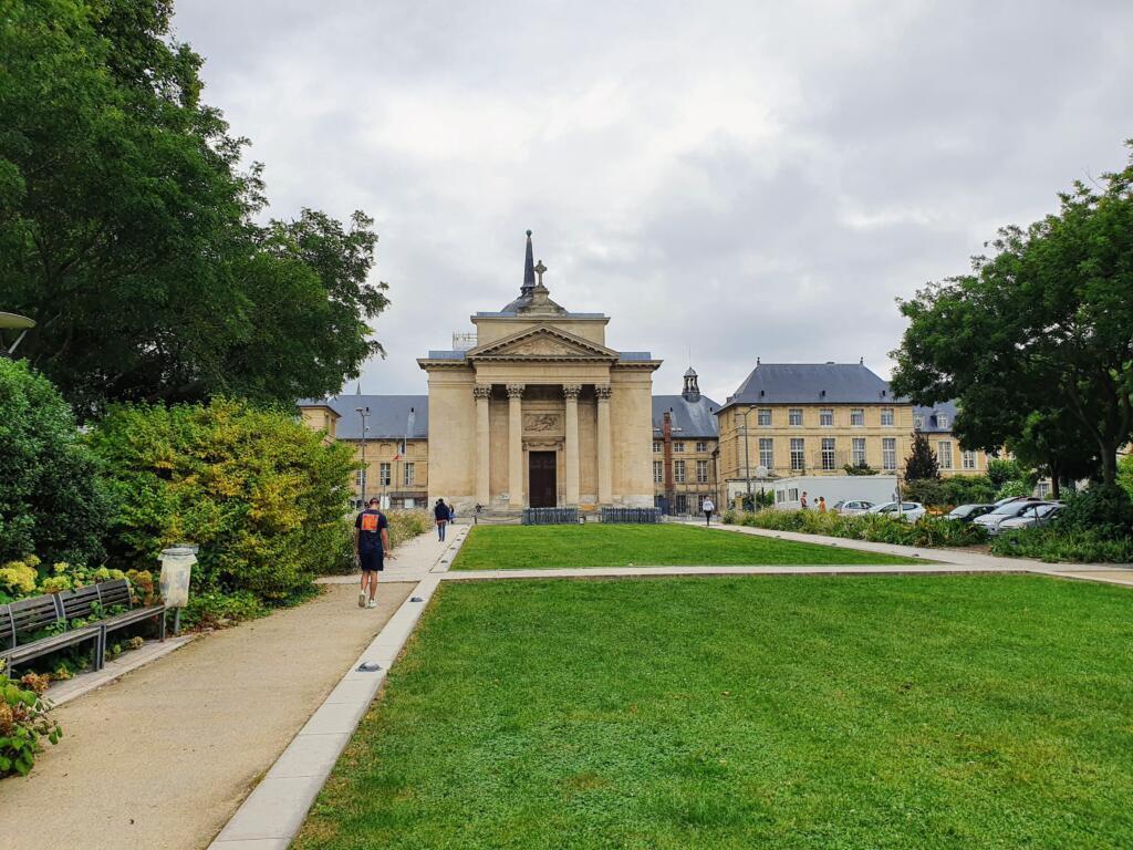 Visite dedans-dehors