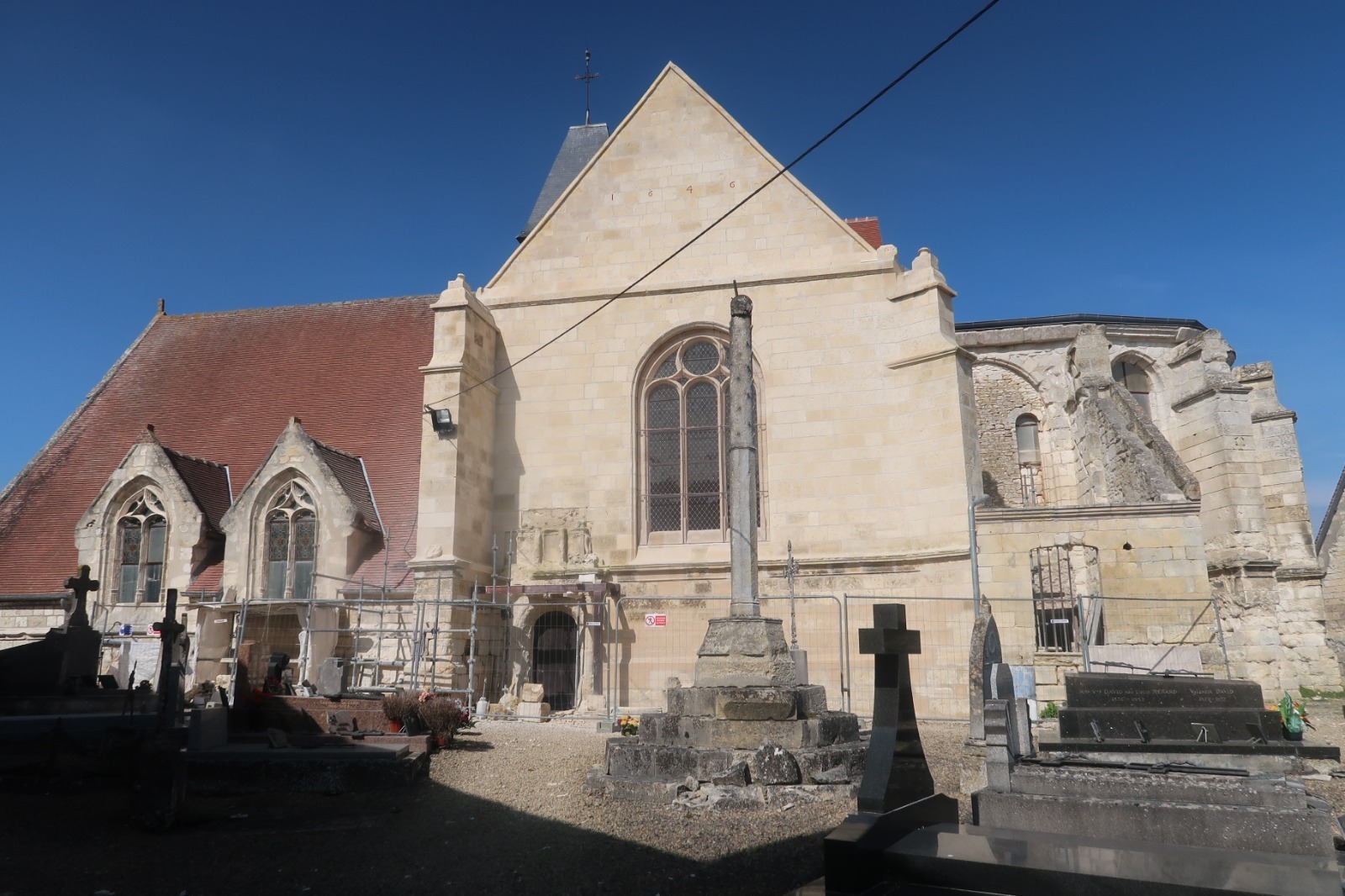 L'Eglise millénaire Saint Sulpice de Montiers vous ouvre ses portes