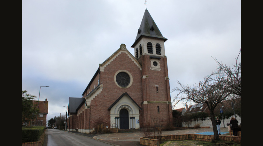 Mairie et Église Saint-Vaast de Loos-en-Gohelle (Agglomération de Lens-Liévin)