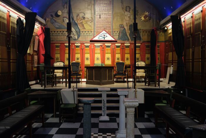 Visite du Temple de la Grande Loge de France
