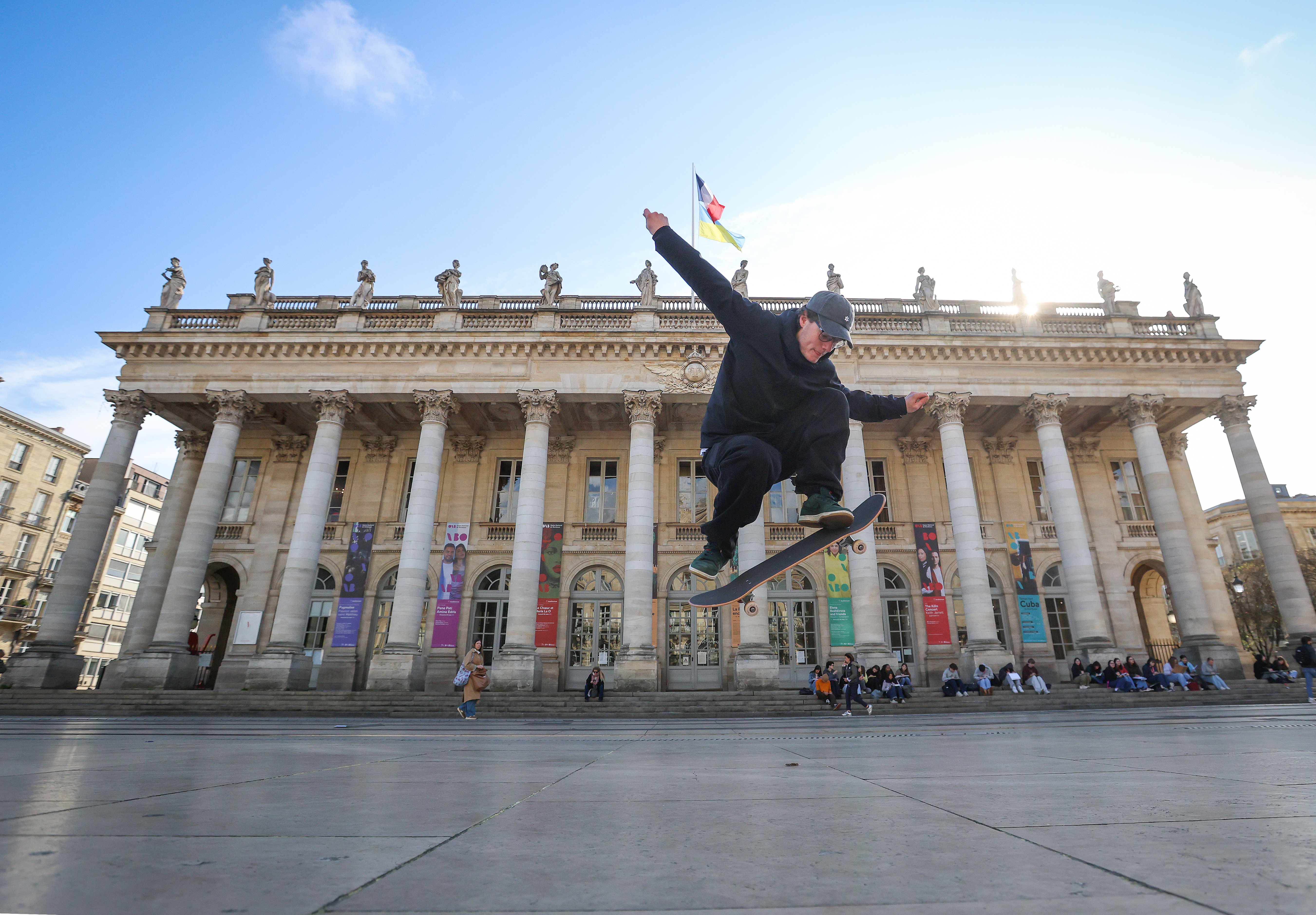 LA MÉTROPOLE EN PARTAGE :15 REGARDS SUR LA MOBILITÉ QUOTIDIENNE À BORDEAUX MÉTROPOLE PAR RÉGIS DUVIGNAU
