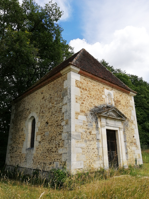 Visite guidée d'une chapelle XIXe