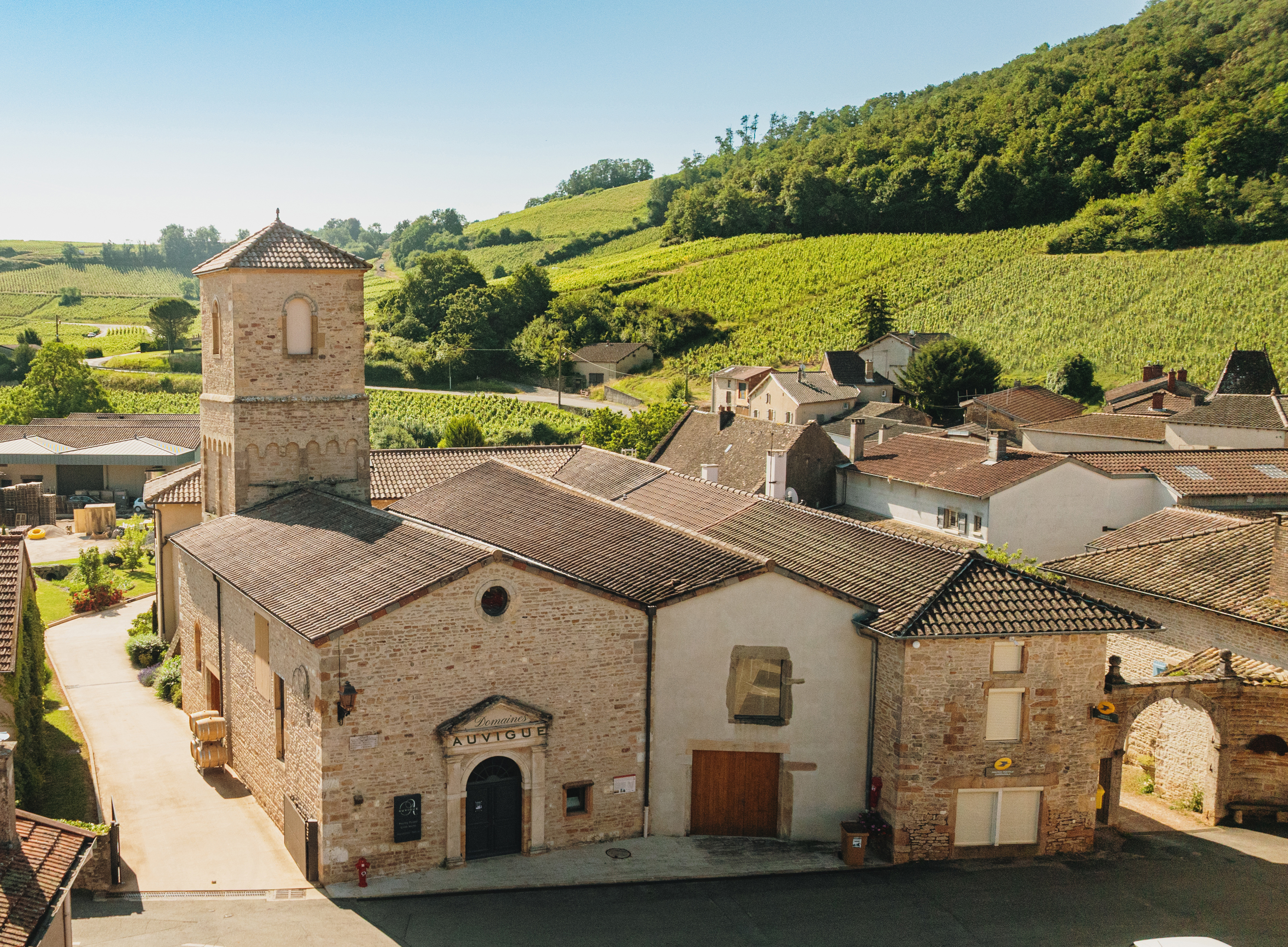 Sur les traces de la restauration de l’église réhabilitée en domaine viticole