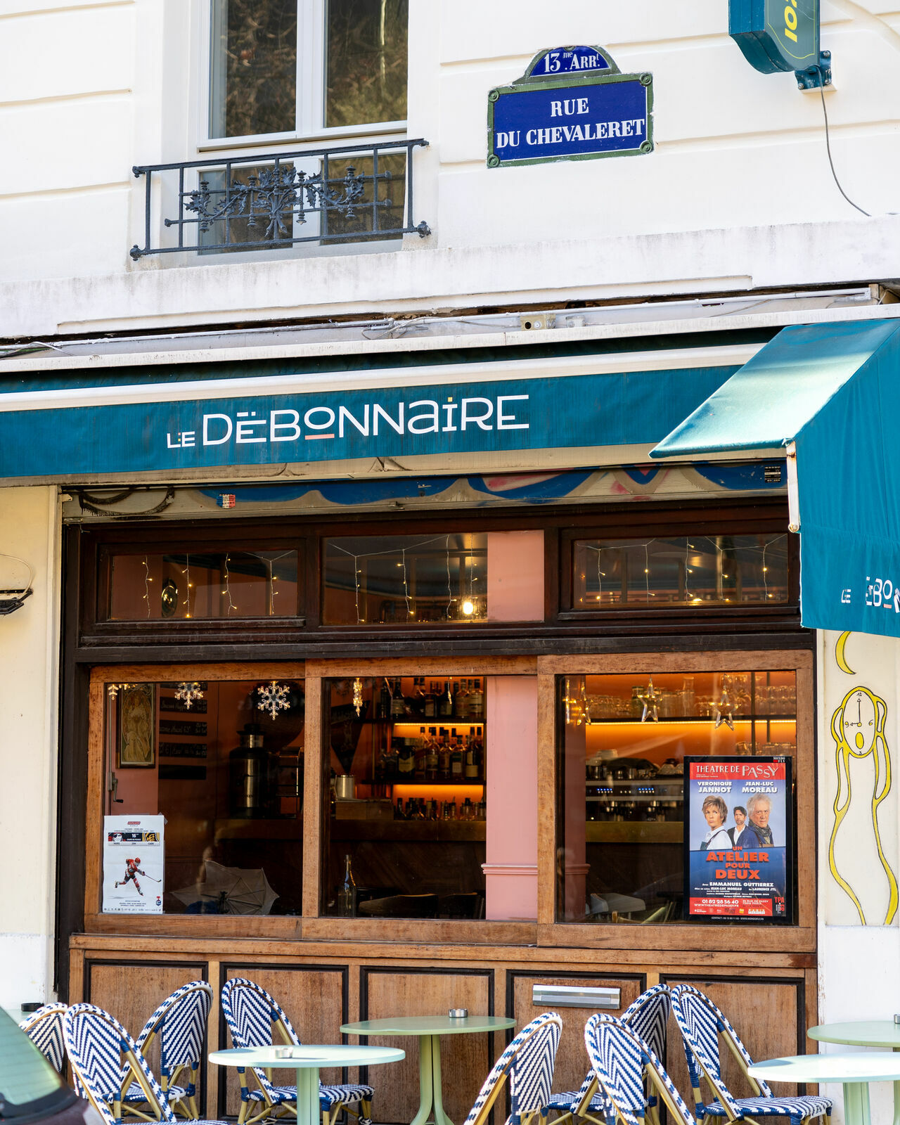 DÉBONNAIRE