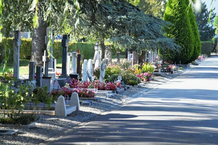 Exposition "In Memoriam, récits de vie autour du Cimetière de Lancy"