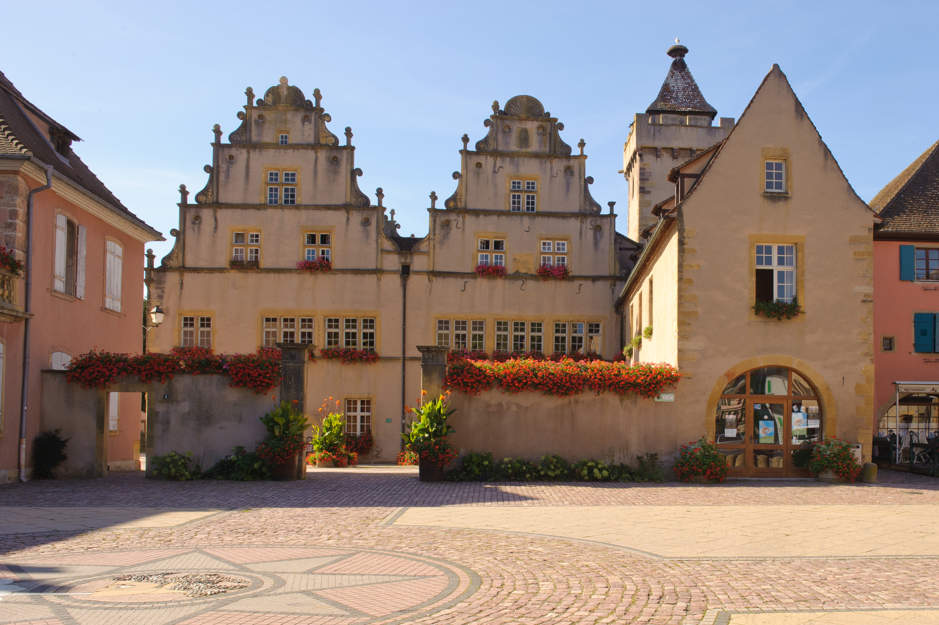 Visite guidée du centre historique de Rouffach par la Société d'histoire et d'archéologie du Bailliage de Rouffach