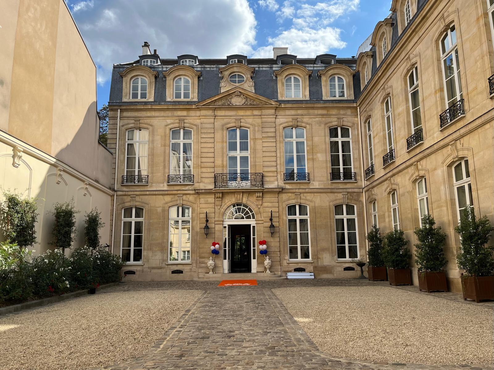 Visite de la résidence de l'ambassadeur des Pays-Bas à Paris, l'hôtel d'Avaray