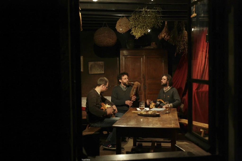 Bal trad Bâtons de Quartier