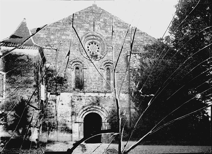 Photographie & patrimoine : L’abbaye de Flaran photographiée au début du 20e siècle