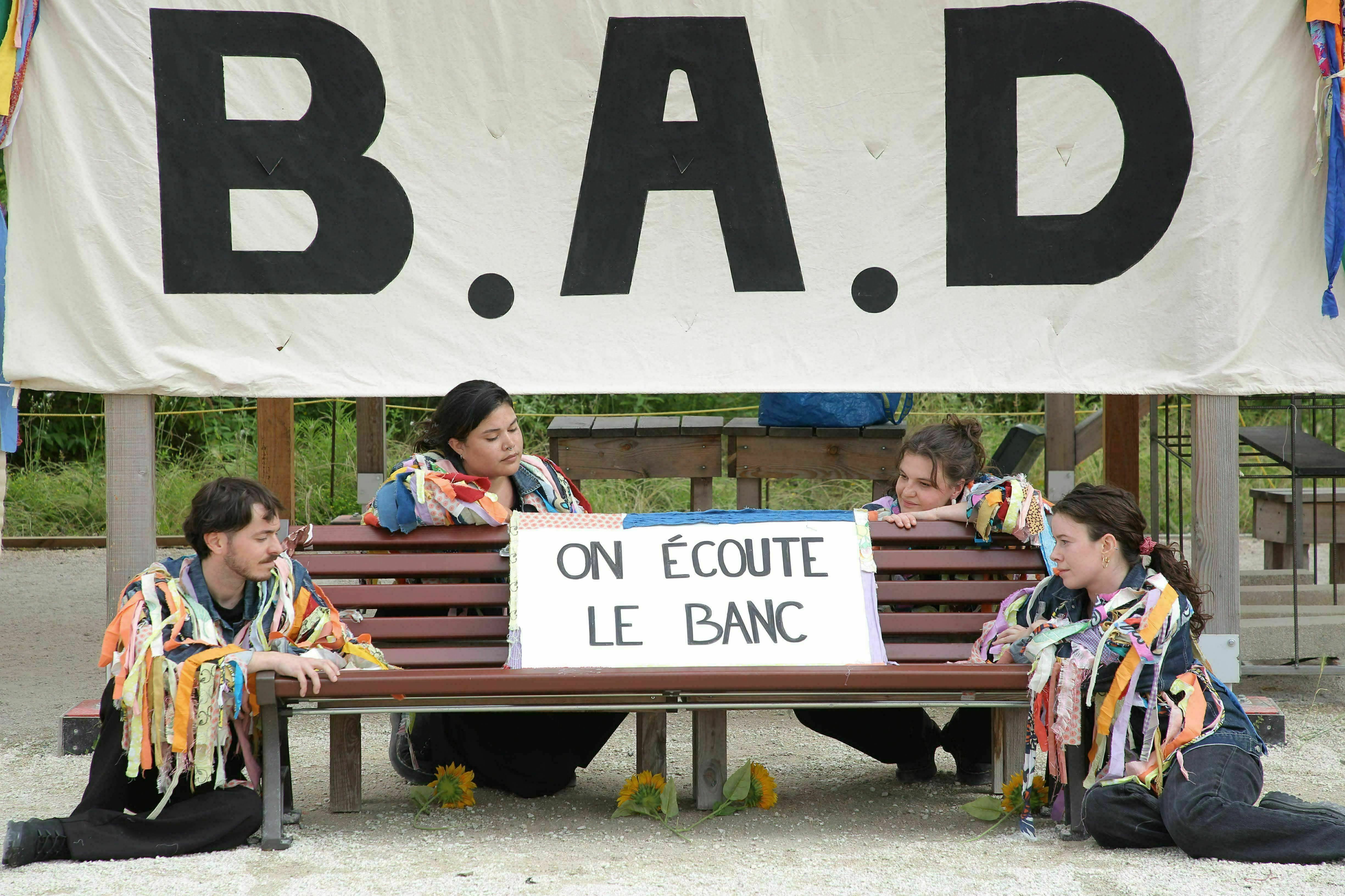 P.P.M.U / Plus Petit Mobilier Urbain