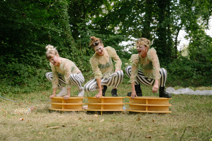 Le Moulin Fondu, Oposito – CNAREP et Le Tigre d'eau vous proposent de venir assister à une avant-première de Triste provisoire le jeudi 7 mai à 18h au Moulin Fondu.