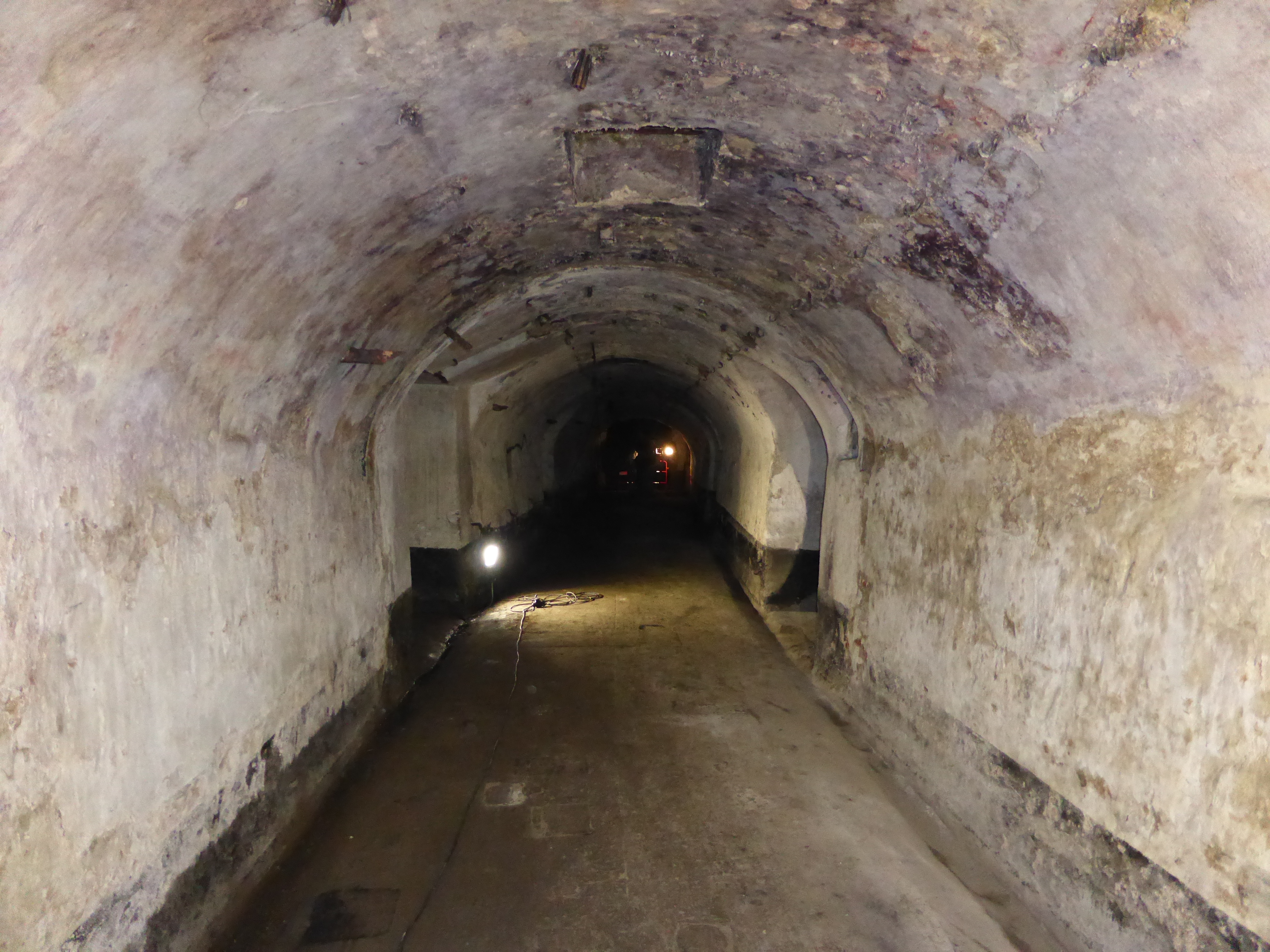 Un village sous terre