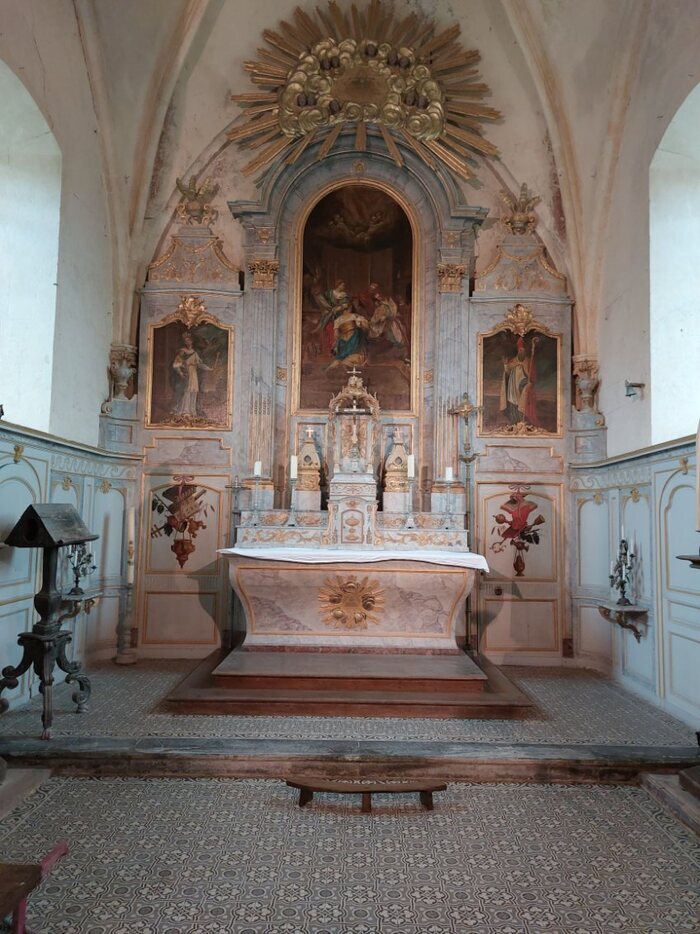 Visite libre de l'église et de la croix du cimetière