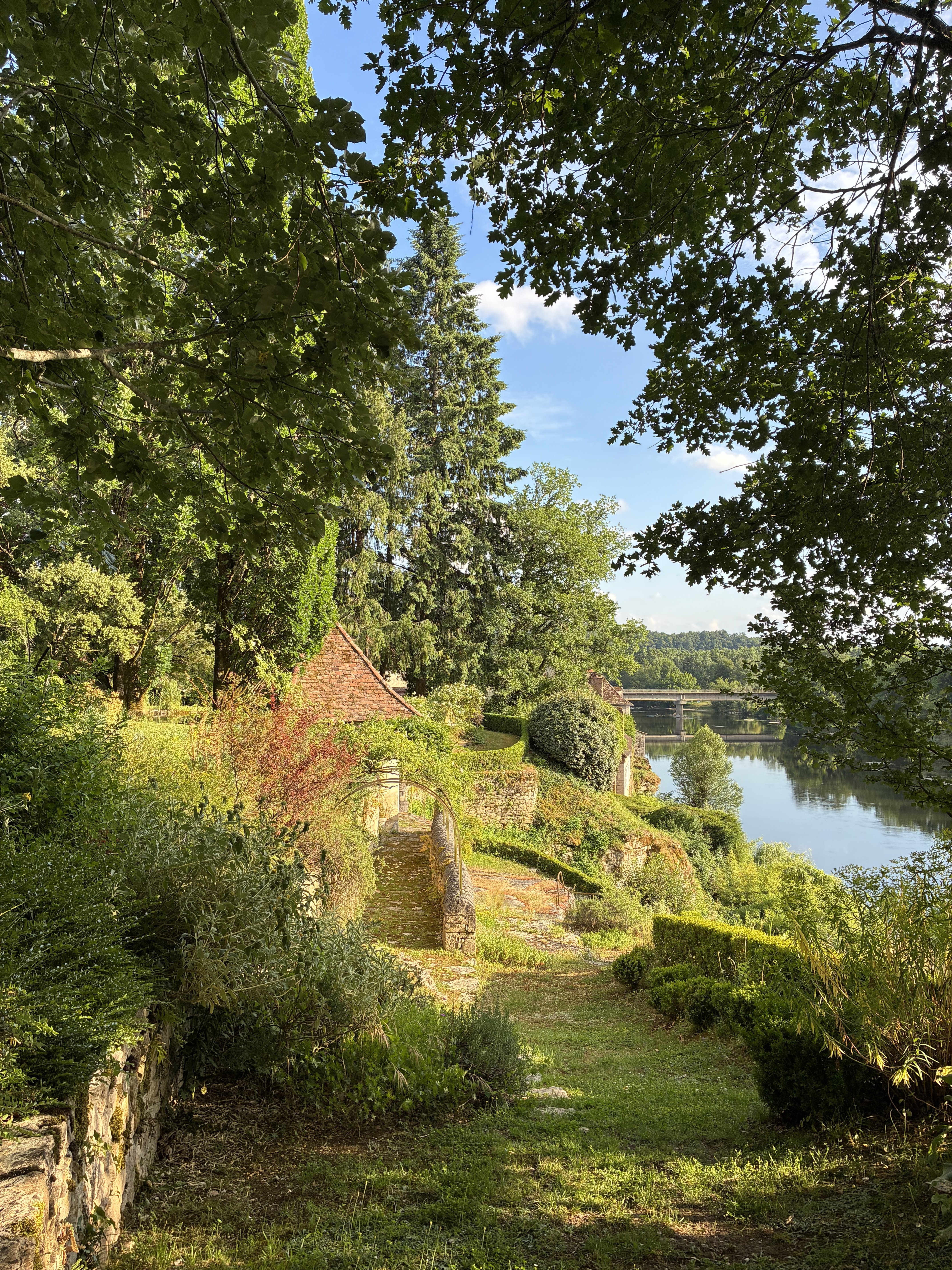 Visite du jardin de l'ancien couvent meyronne