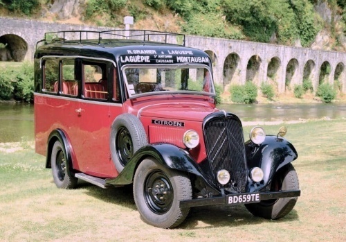 Exposition : « La Guêpe » et Raymond Granier, petite histoire d'un autocar légendaire et de son pittoresque propriétaire