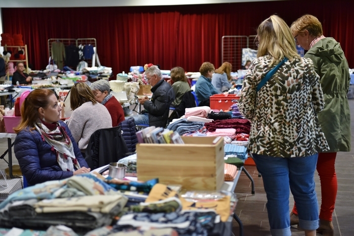 Exposition vente des créations et nécessaires de couturières de Talent .