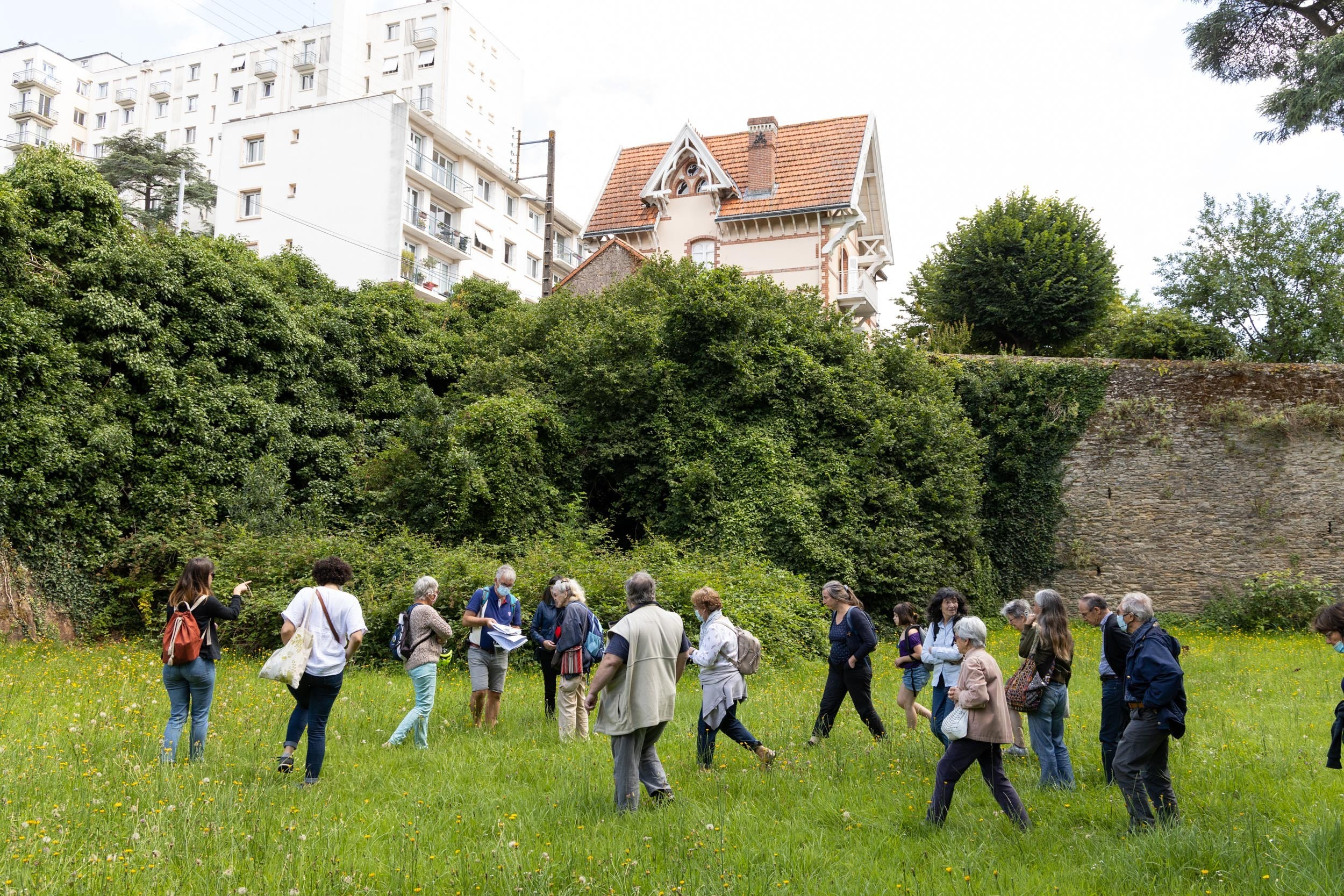 Balade « Des peintres aux Dervallières : balade artistique et historique au fil des rues »