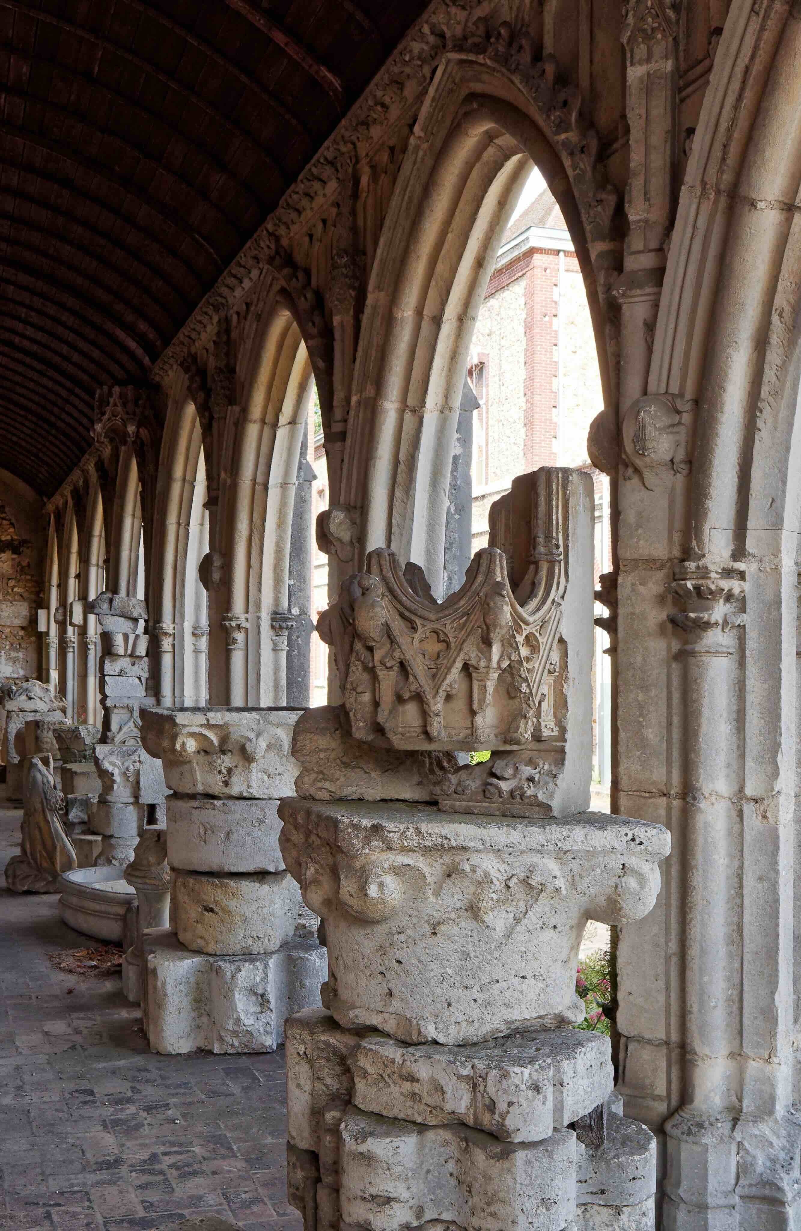 Visite guidée des vestiges de l'ancienne abbaye de Josaphat