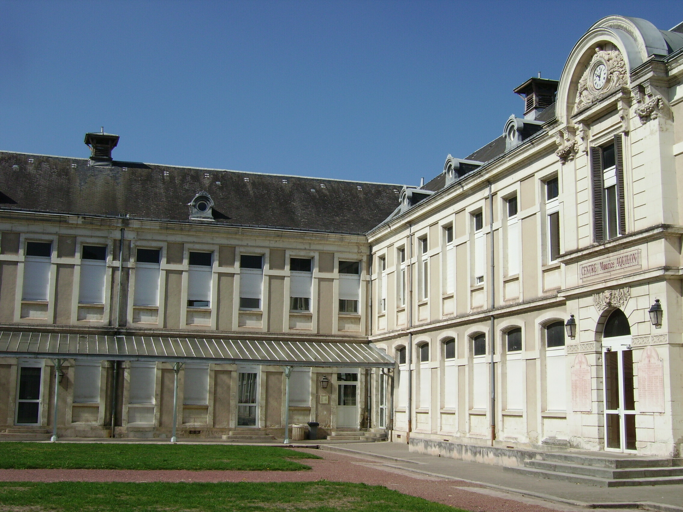 Centre d'Hébergement Municipal Maurice Aquilon