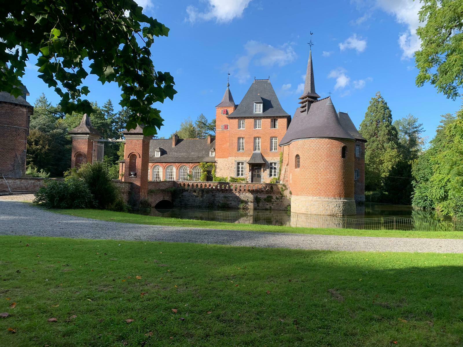 Visites guidées intérieur et extérieur du Château de Rametz-arbres remarquables dans le parc