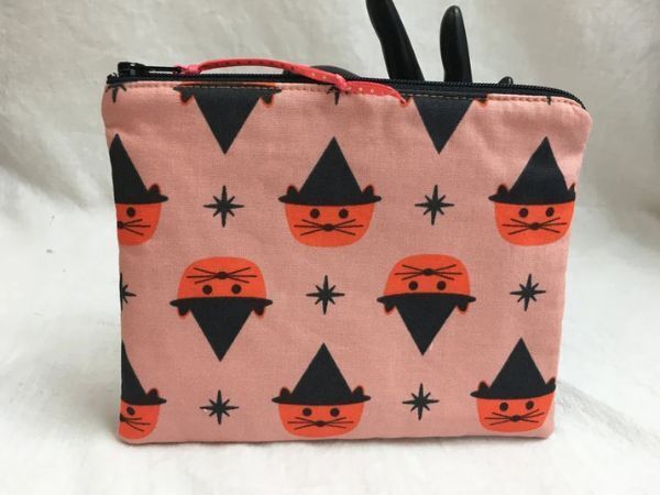 COUTURE À 4 MAINS:TROUSSE