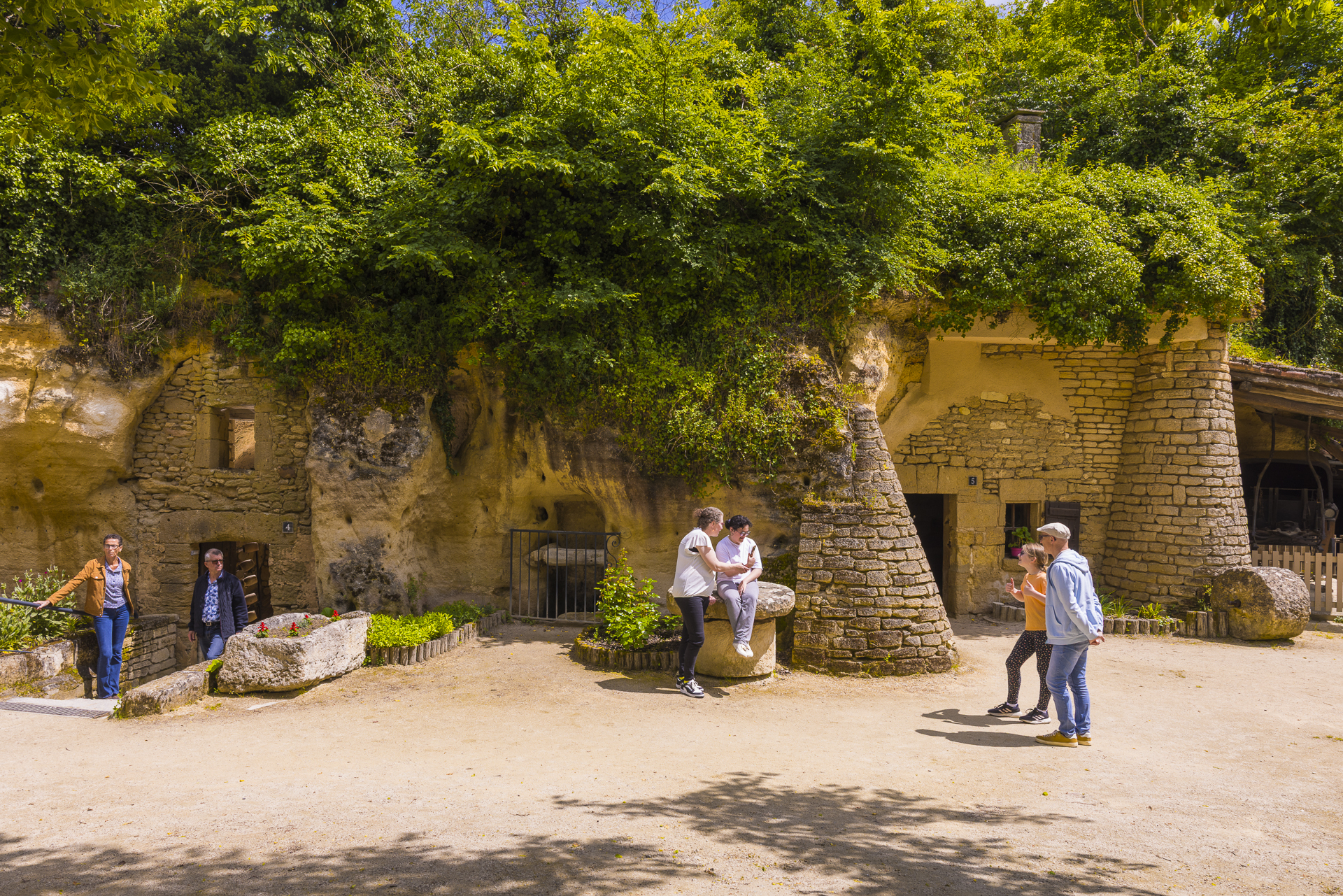 Visite guidée des troglodytes