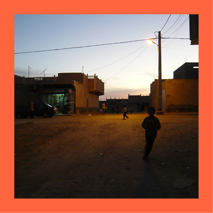 JUSTE AU DESSUS DU SILENCE · Yasmine Youcef · MONDE·S#3