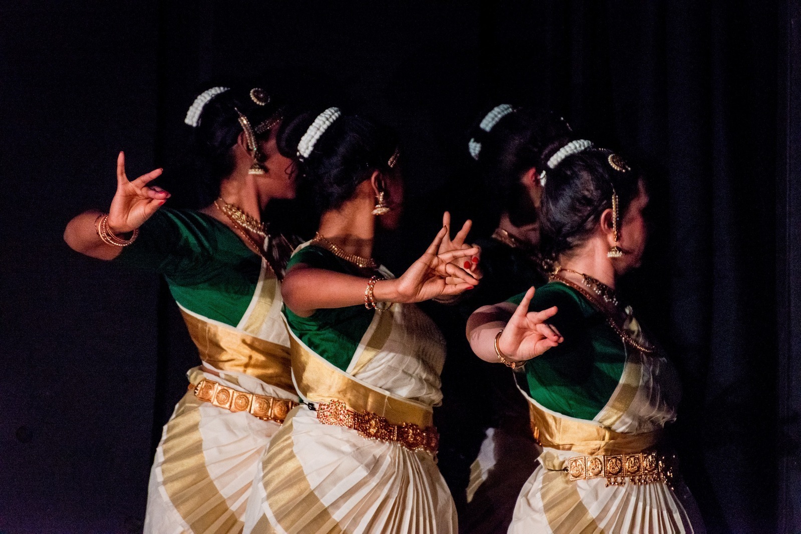 Initiation à la danse Mohiniyattam