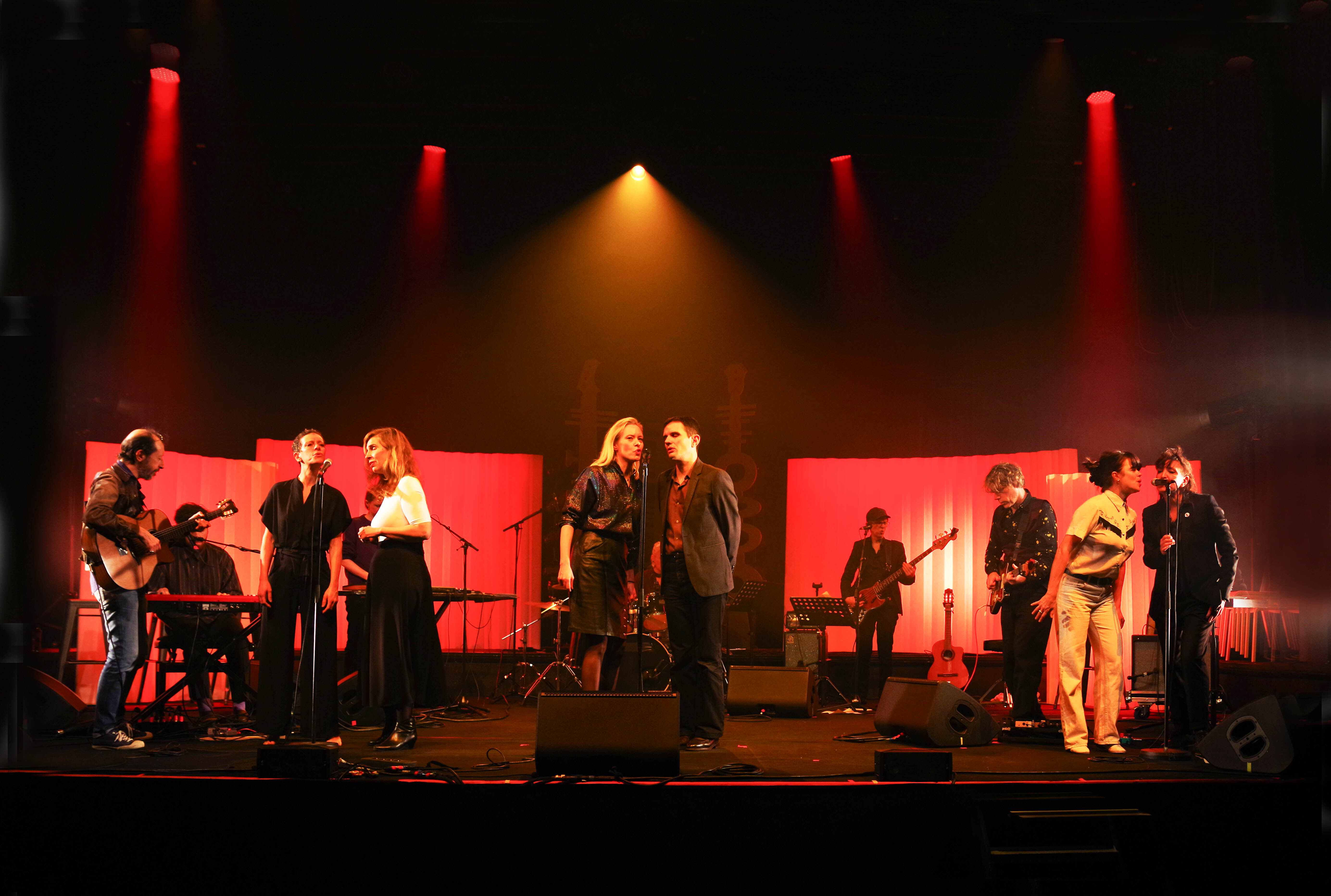 While My Guitar Gently Weeps- le Moulin du Roc ( Niort) - le 8 janvier 2027