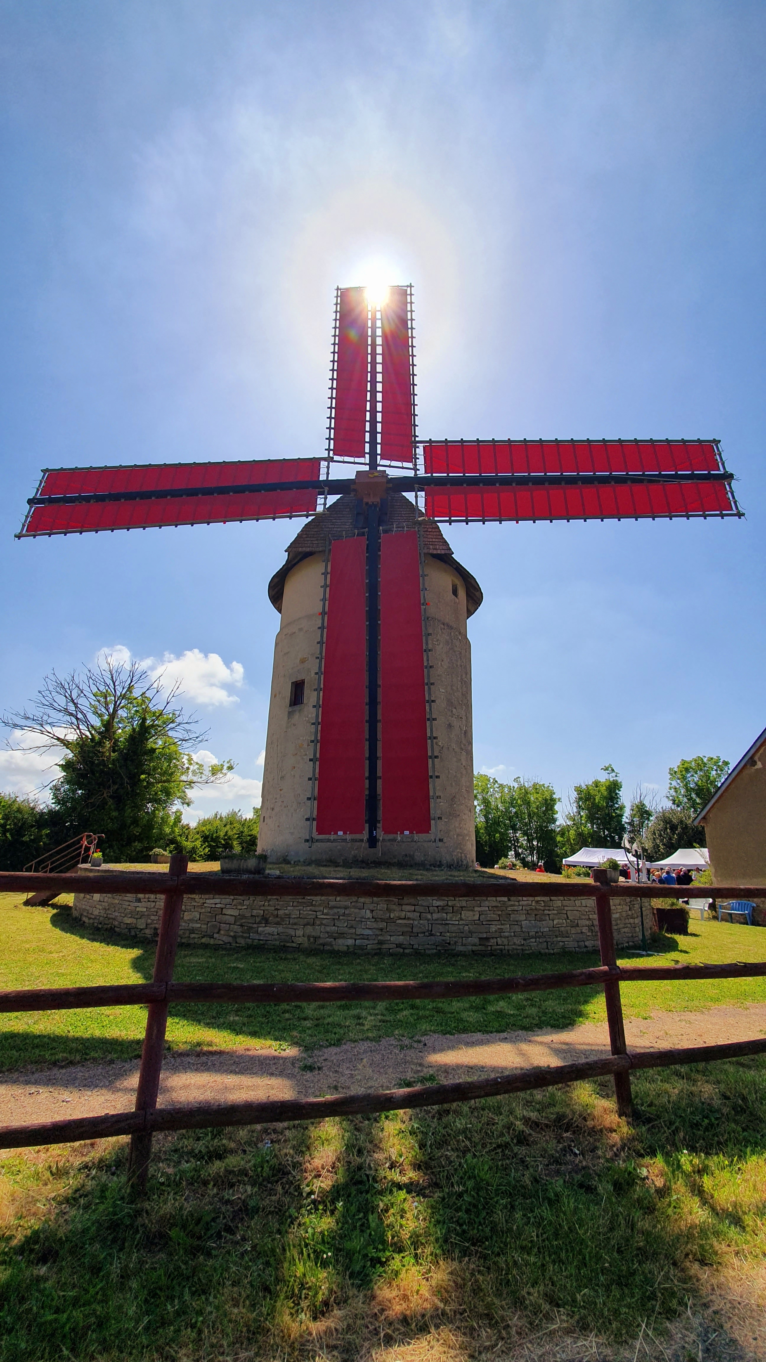 Visite du moulin à vent Les Éventées