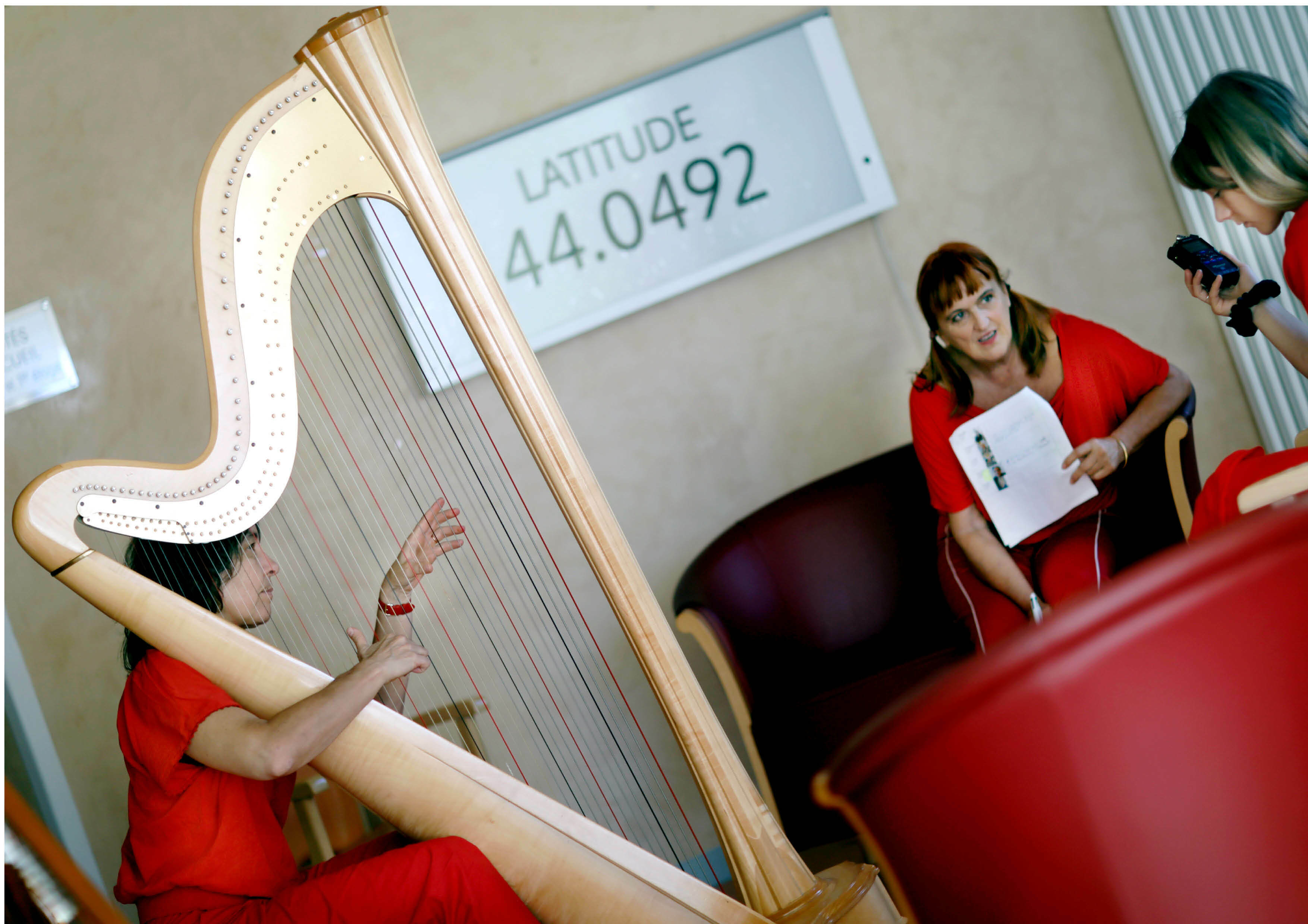 Création LATITUDE 44.0492