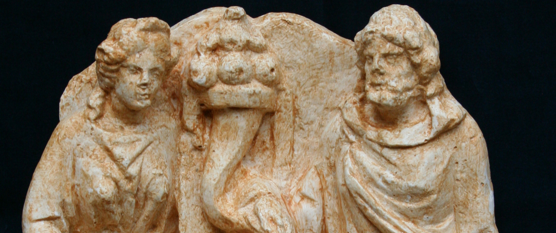 Exposition : "Pierres secrètes, histoires et archéologie de nos terroirs"
