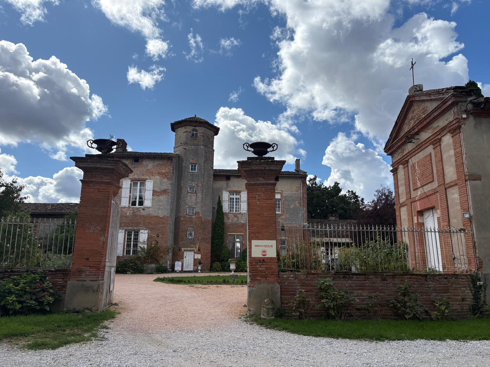 Visite libre du château de Thégra