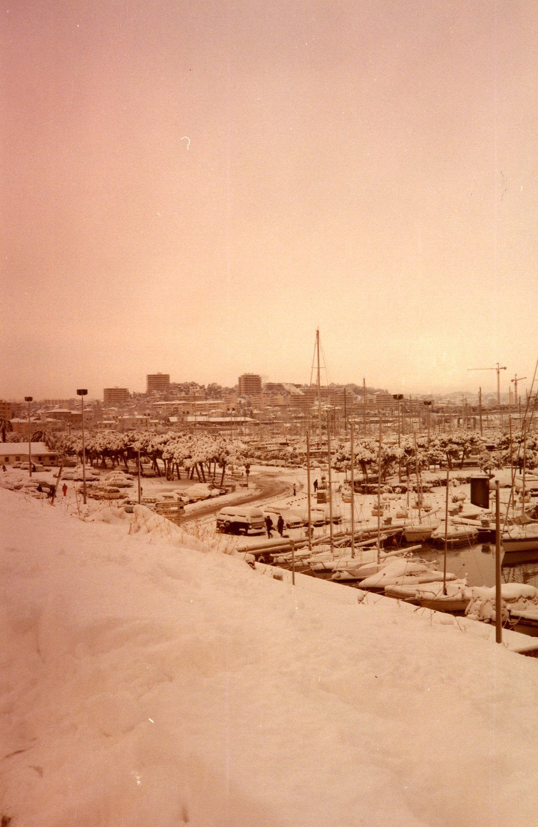 De la photographie au roman, Antibes sous la neige, Janvier 1985