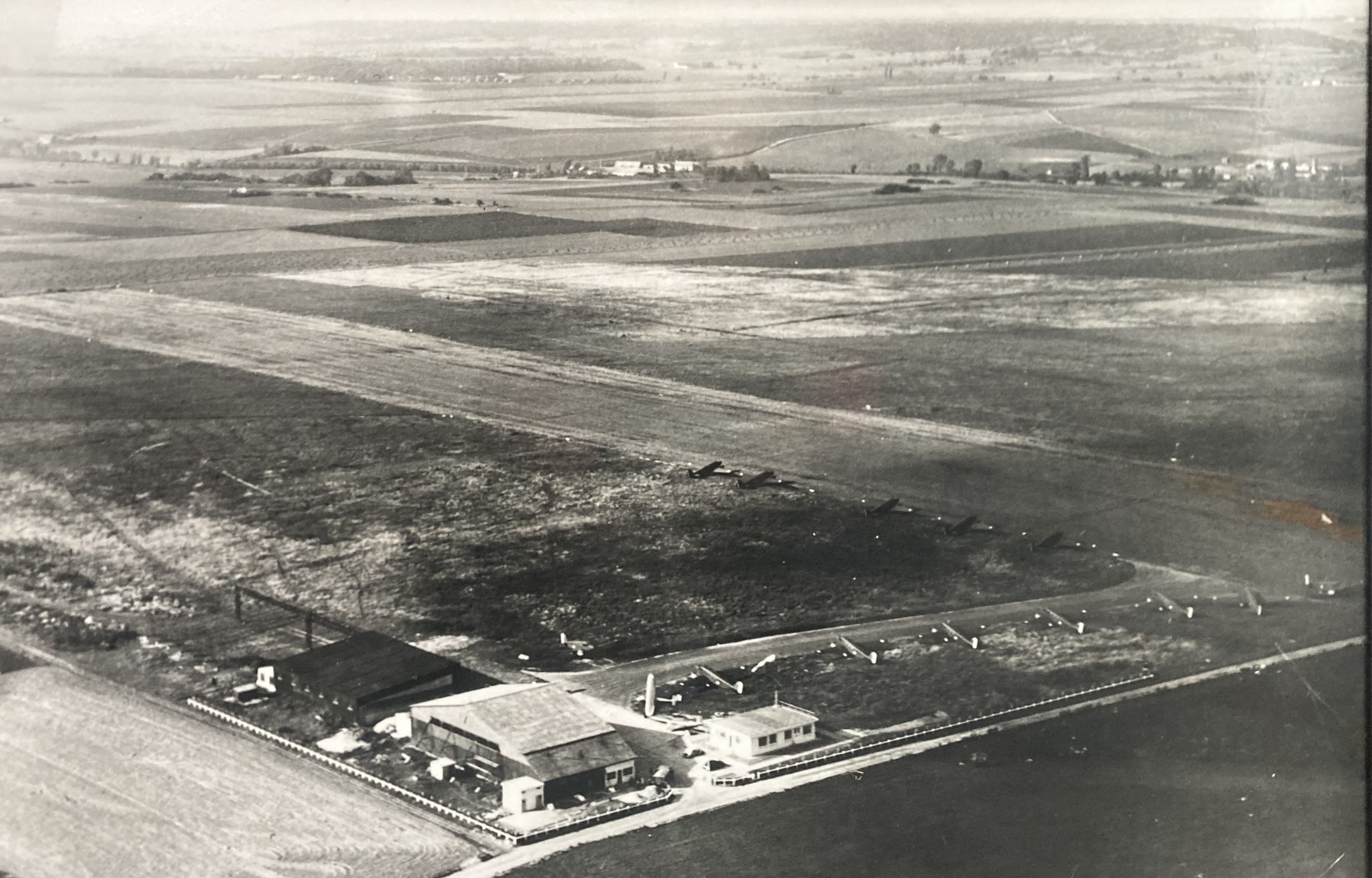 Exposition "Histoire de l'aérodrome de Chavenay-Villepreux"