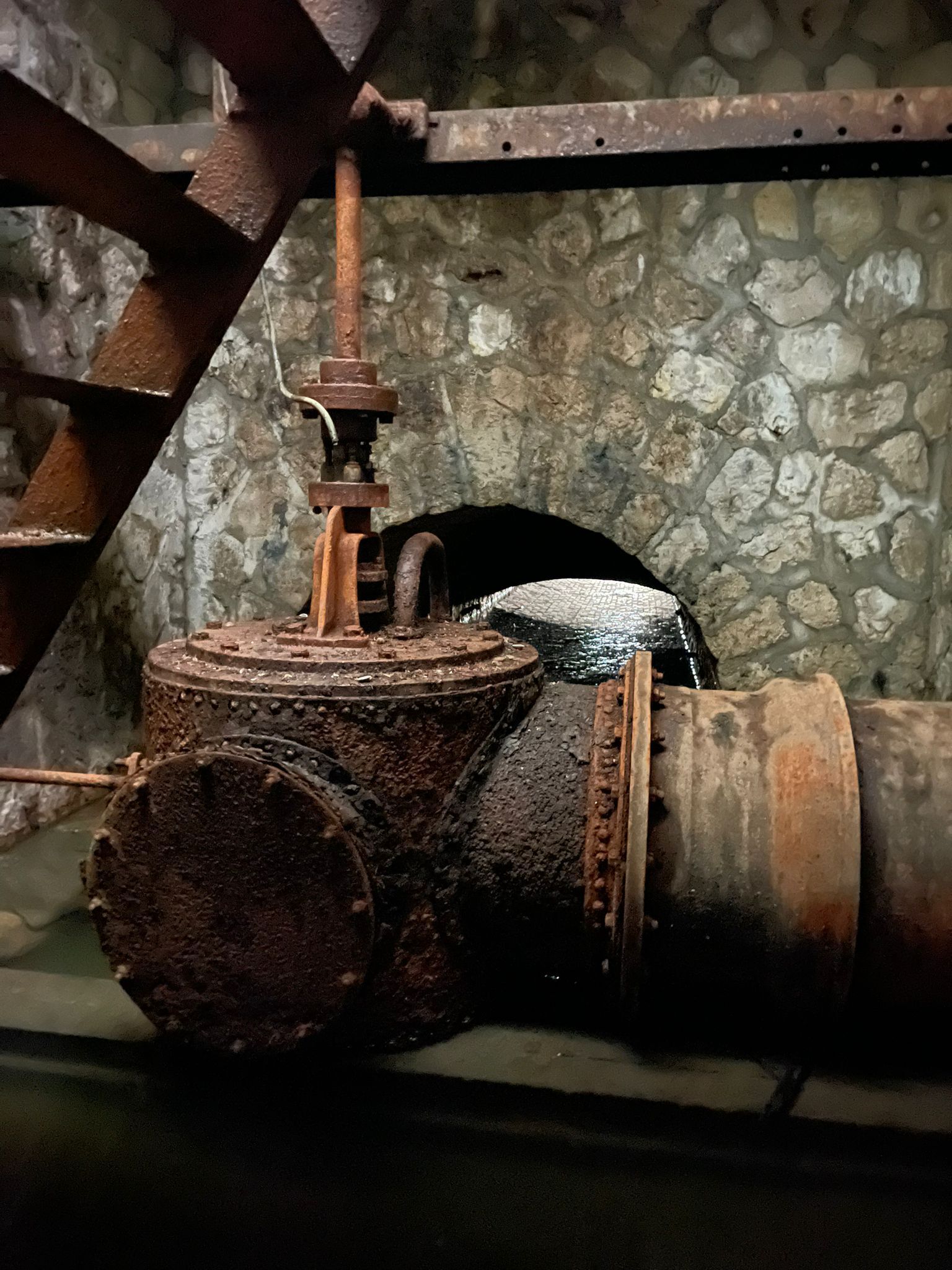 1896 - Le jour où l'eau a fait du pont-canal un spectacle de lumière