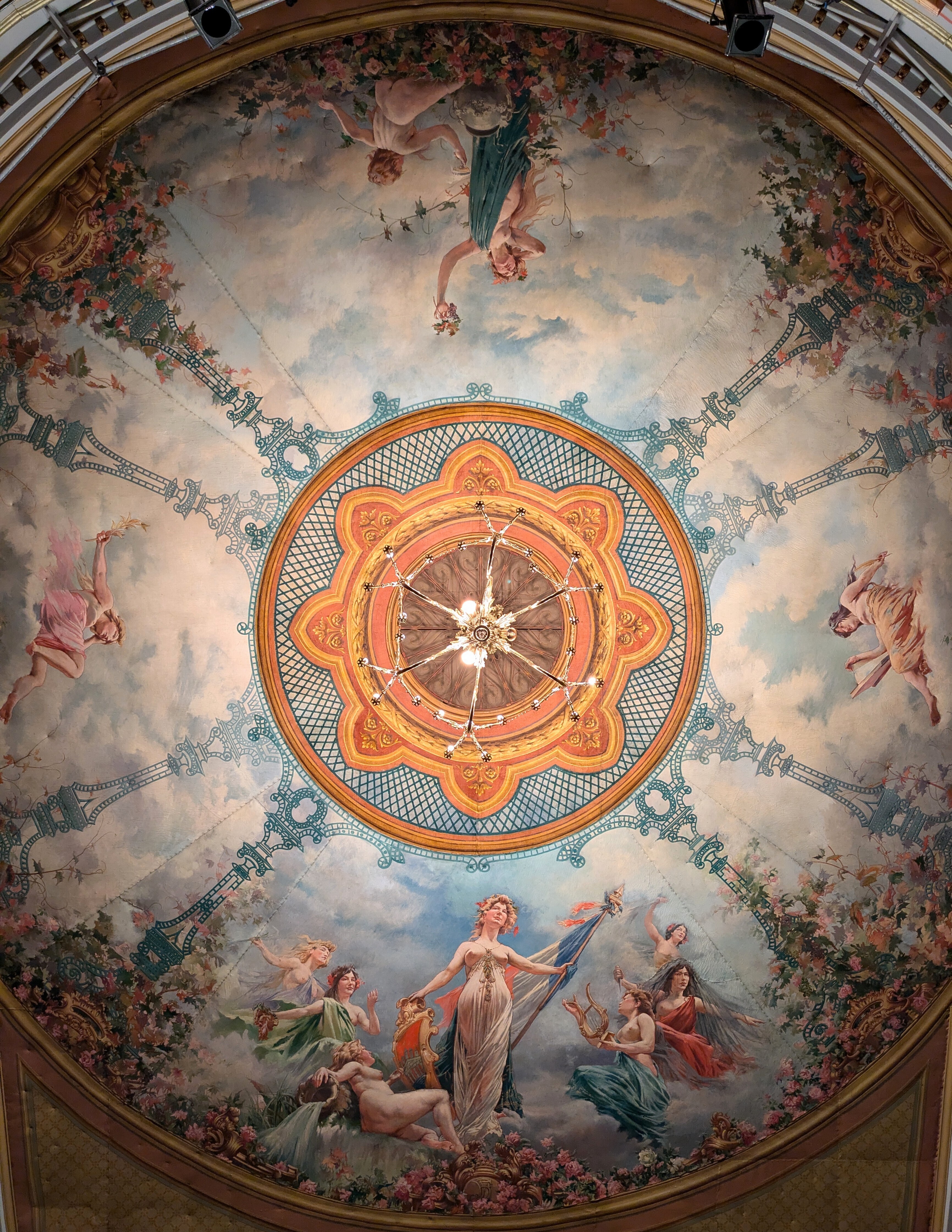 Déambulation libre au théâtre de Cahors