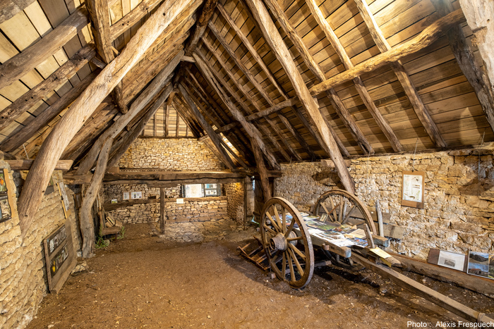 Visite libre d'une grange-étable restaurée du XVe siècle