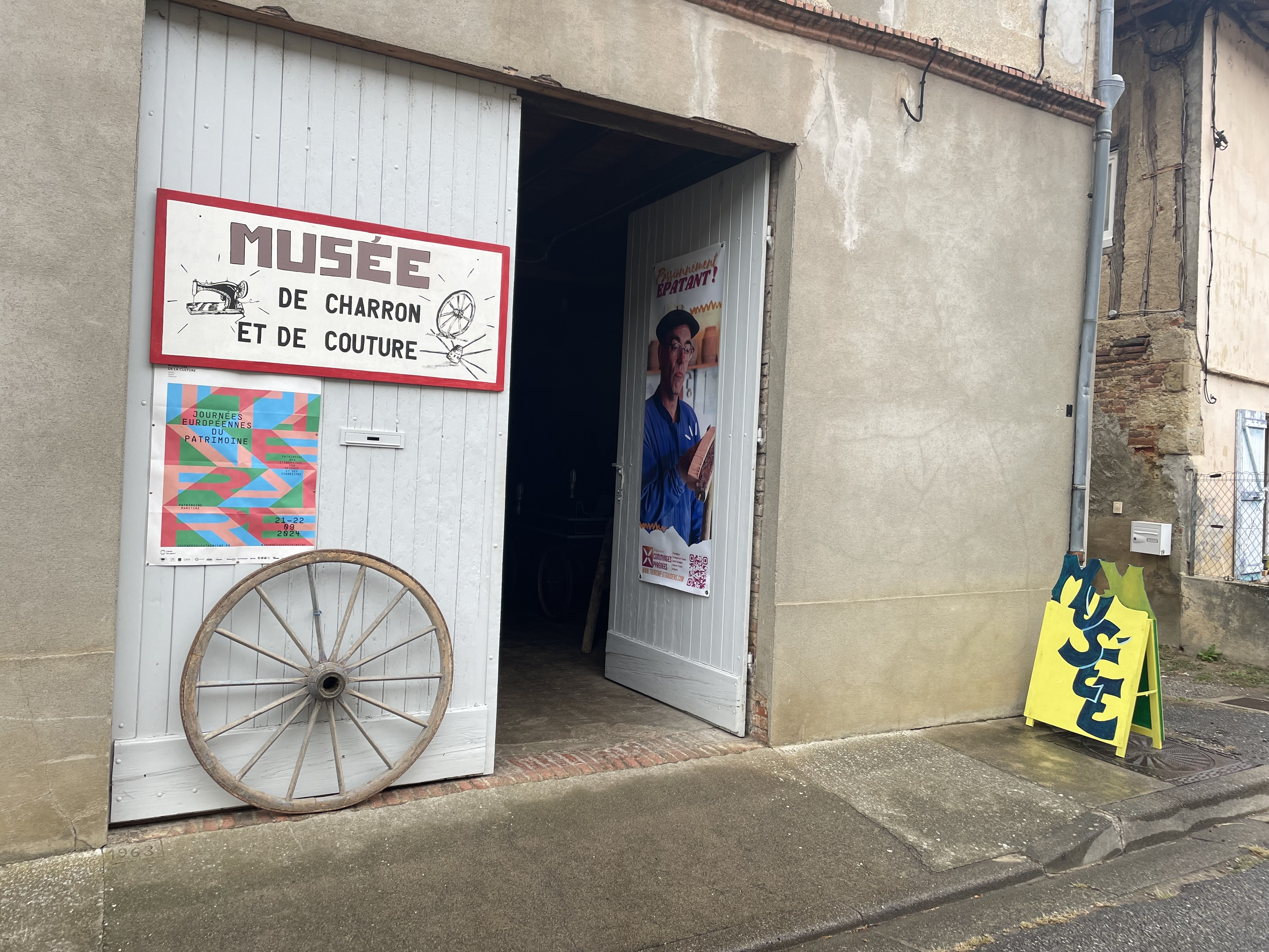 Visite guidée du musée du charron et de la couture