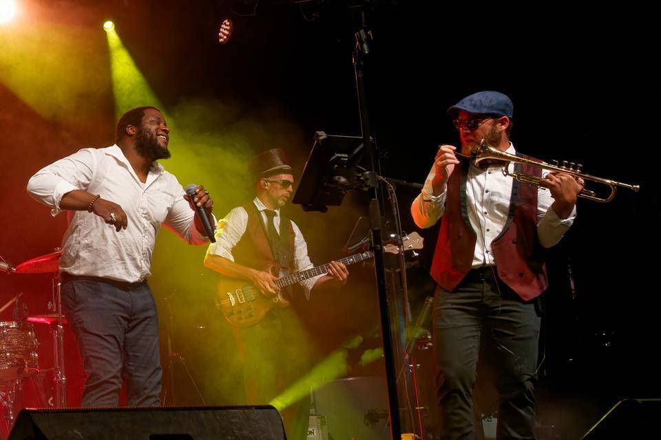 Orchestre Ze Funky Family